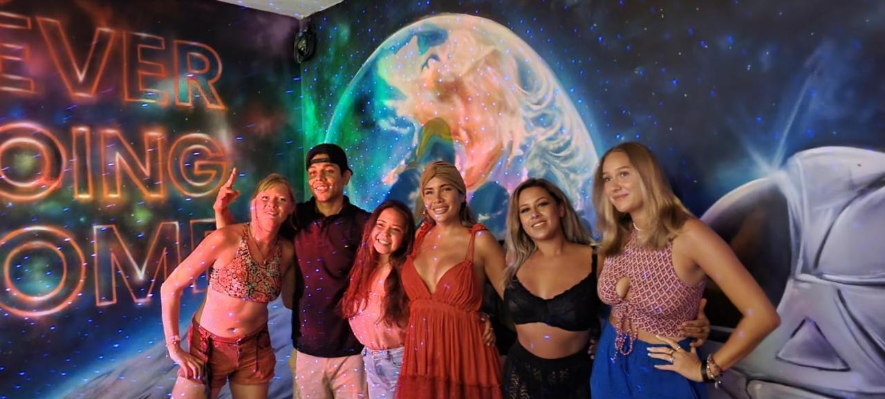 Why Not Rooftop Party Hostel Playa del Carmen Bagian luar foto